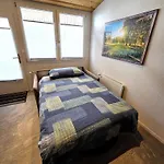 Lilo's One-room Apartment