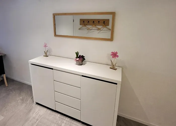Lilo'S One-Room Apartment דירה